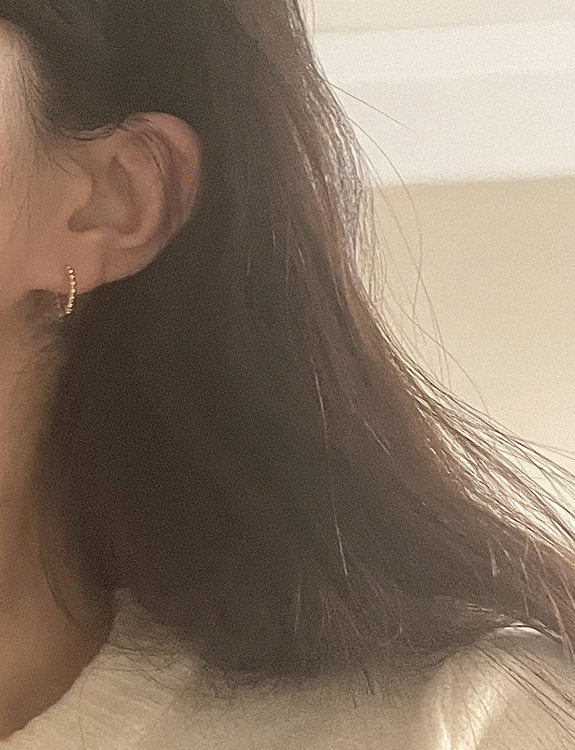 dot mini ring earring